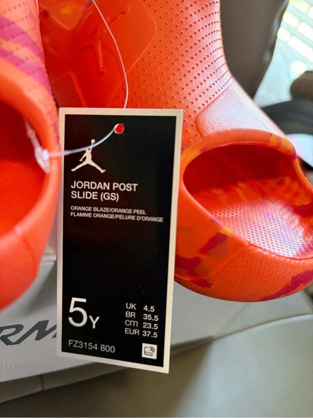 BNWT NIKE AIR JORDAN POST SLIDE GS ORANGE BLAZE ITEM#FZ3154-800 US SIZE 5 YOUTH